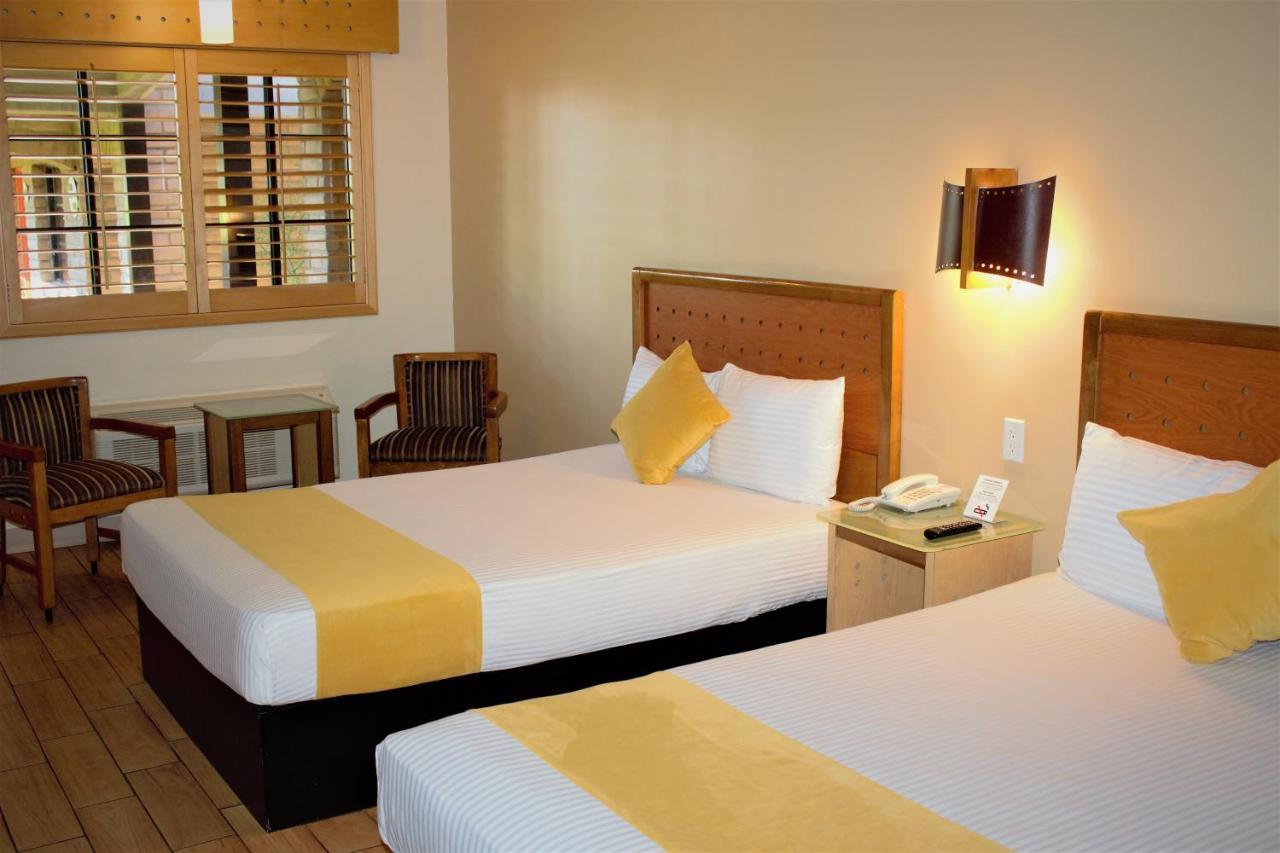 Hotel Colonial Mexicali Eksteriør billede